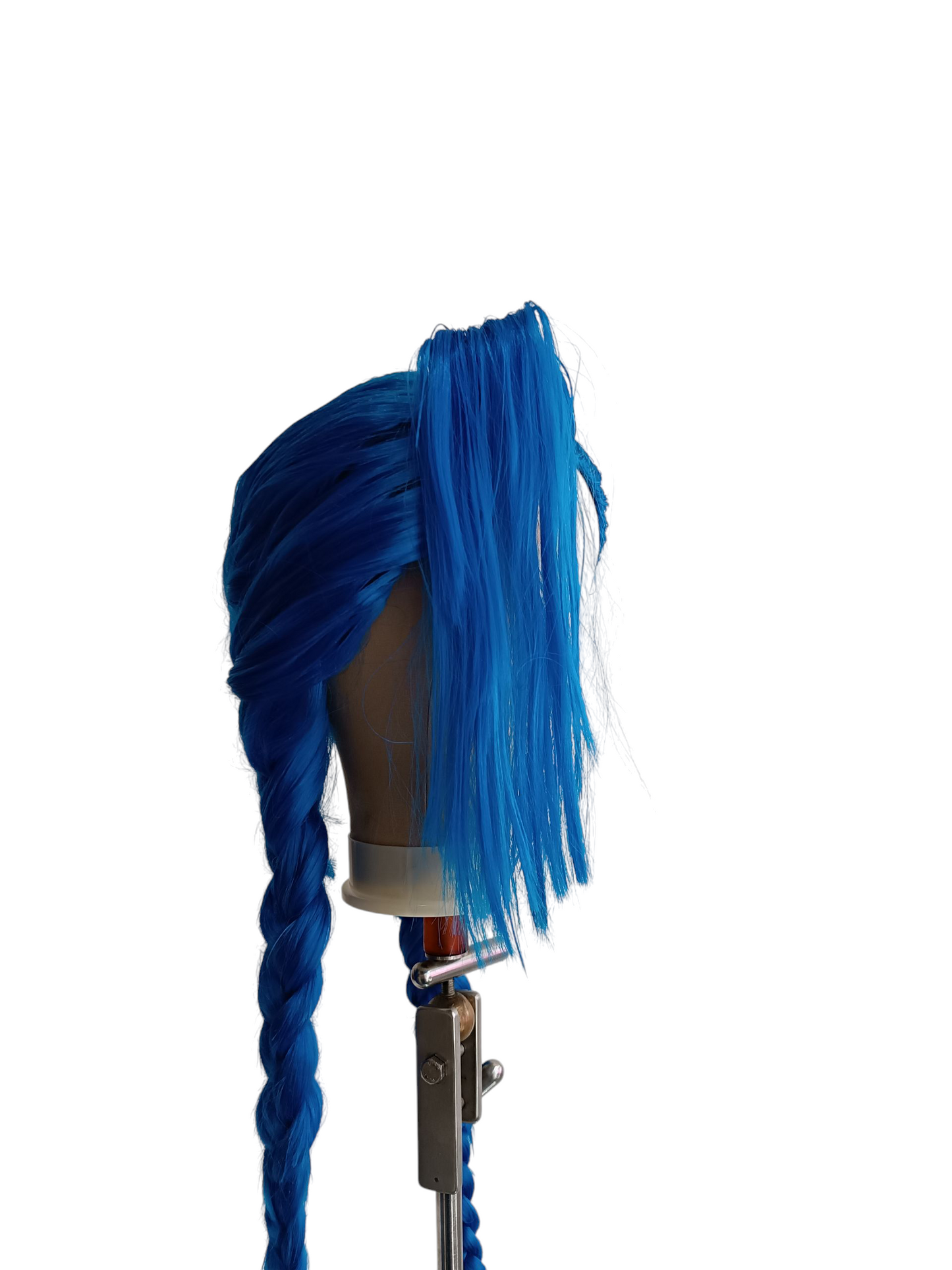 Lang blå håndlavet cosplay Jinx paryk med Widow's Peak hårgrænse og dobbelte fletninger