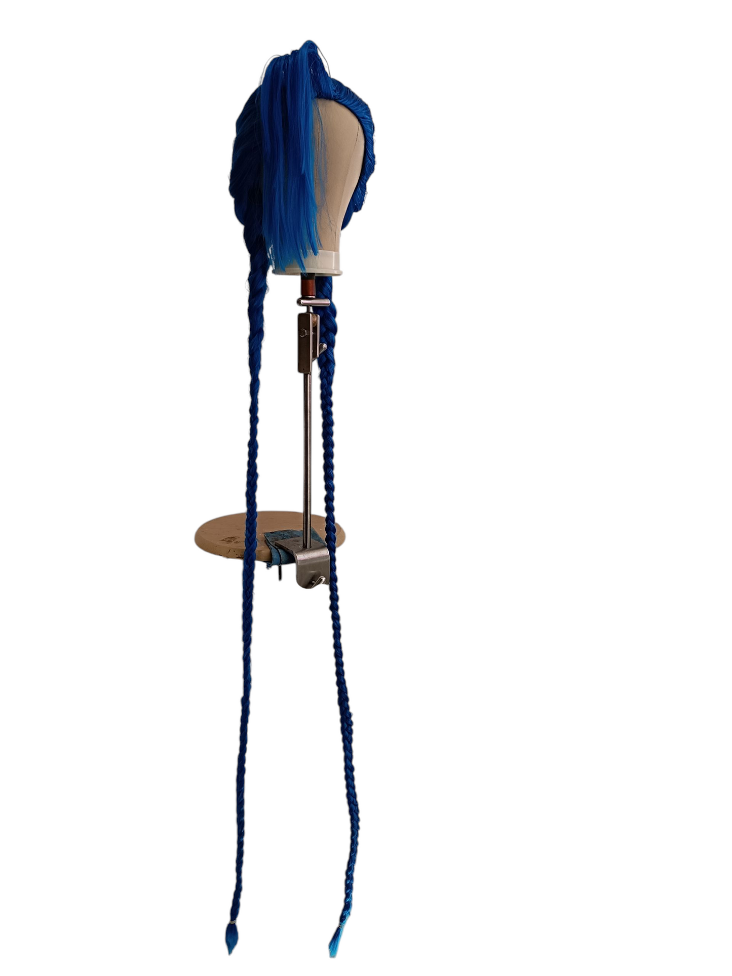 Lang blå håndlavet cosplay Jinx paryk med Widow's Peak hårgrænse og dobbelte fletninger