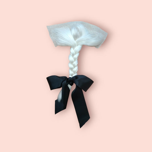 White Braided Period Queue