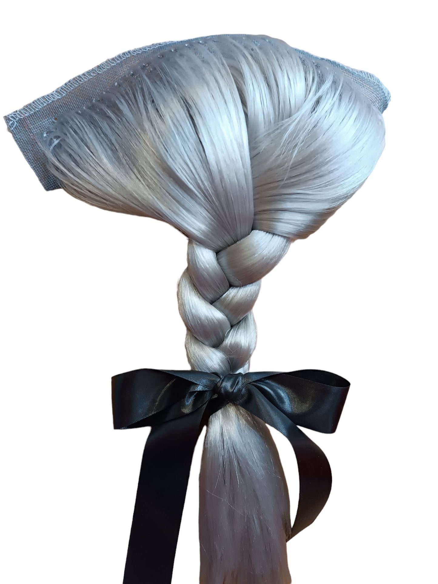 Gray Braided Period Queue