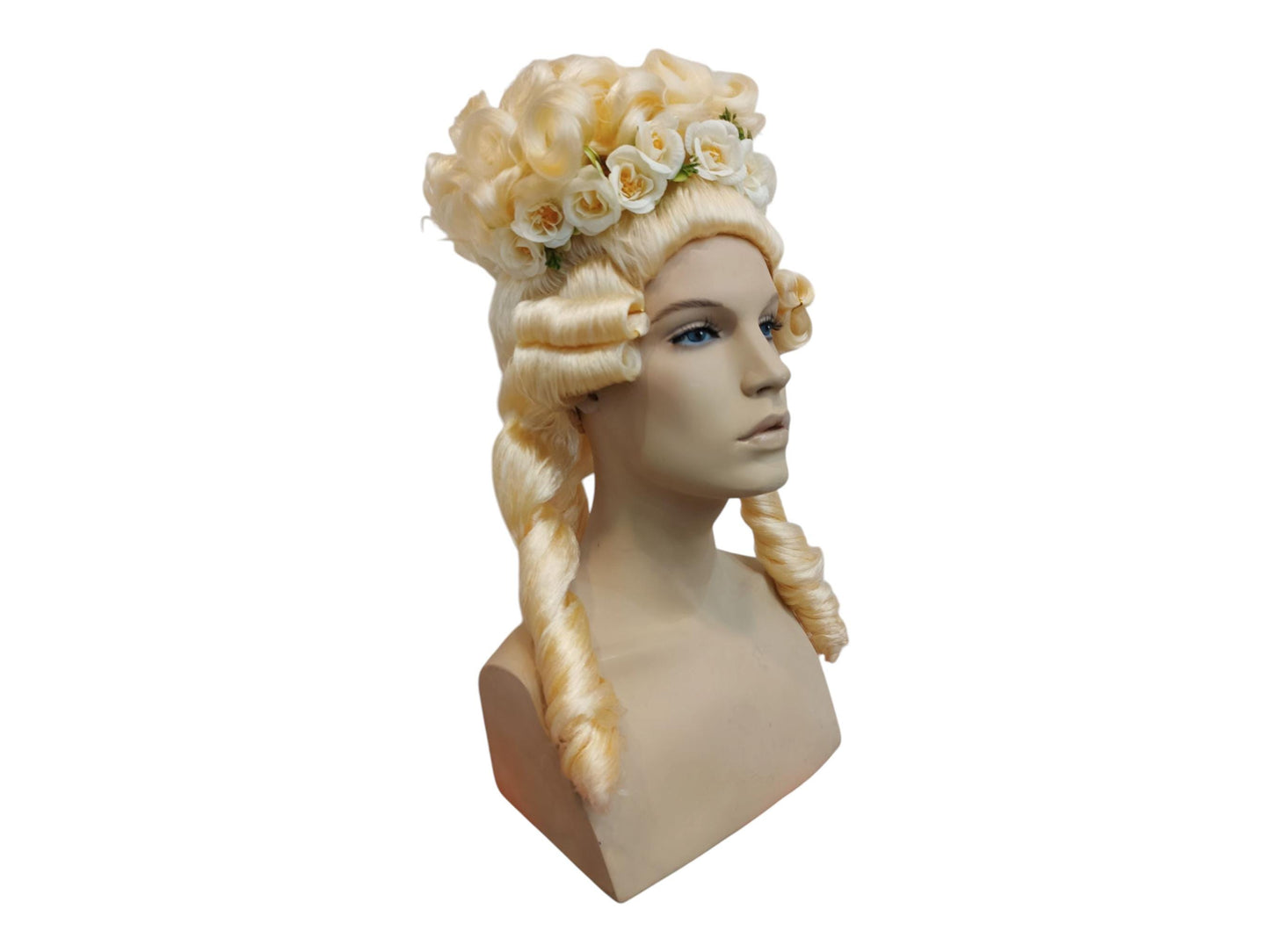 Vaalea Marie Antoinette -tyylinen korkea bouffant-peruukki | Rokokoo-peruukki eleganteilla kiharoilla, leteillä ja kukilla