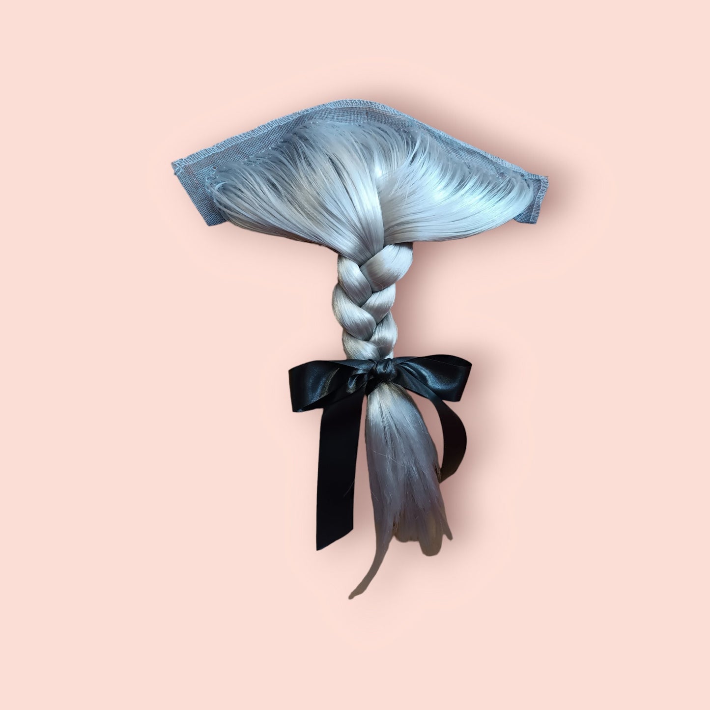 Gray Braided Period Queue