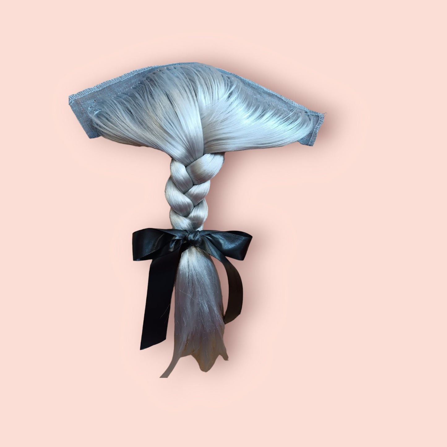 Gray Braided Period Queue