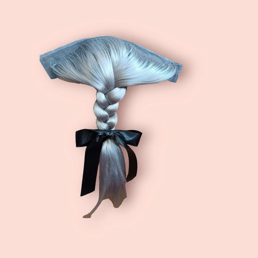 Gray Braided Period Queue